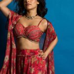 Nushrratt Bharuccha Instagram - Hum kaabu mein kaise rahein? Outfit : @sandhyashah.shah Jewellery : @minerali_store Styled by : @samidha.wangnoo Style team : @gaurii77 Make Up : @simua_996 Hair : @cheemabaljit2 📸 @miteshsphotography