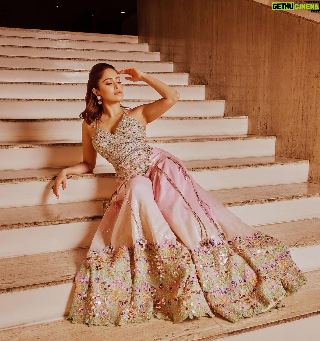 Nushrratt Bharuccha Instagram - The eyes, Chico. They never lie! π Outfit : @mymoledro Jewellery : @rubans.in Styled by @nidhijeswani Assisted by @nirikshapoojary_ Makeup @vardannayak Hair @ashwini_hairstylist Photographer @apoorvmauryaphotography