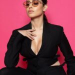 Nushrratt Bharuccha Instagram - 🖤 Outfit & shoes : @maisonvalentino 🕶️ : @dgtopticians @maisonvalentino Styled by : @samidha.wangnoo Glam team : @divyashetty_ @cheemabaljit2 📸 : @miteshsphotography