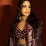Nushrratt Bharuccha Instagram - Aaj bas yun hi… ☺️ Outfit @svacouture Earrings @ppjewellers_official Silver Kadas @rubans.in Stylist @nidhijeswani Makeup @vardannayak Hair @hairstylist_madhav2.0 Photographer @miteshsphotography