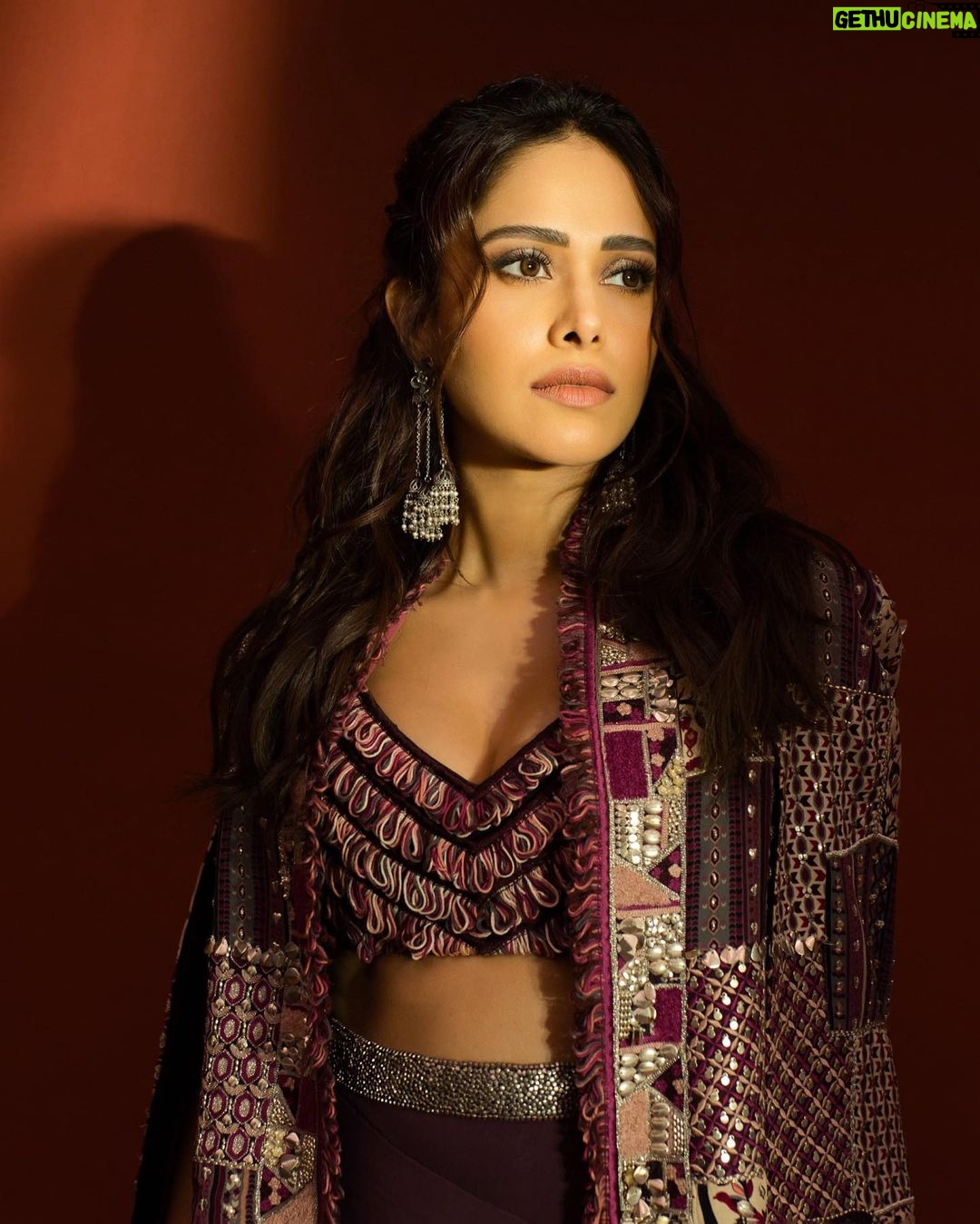 Nushrratt Bharuccha Instagram - Aaj bas yun hi… ☺️ Outfit @svacouture Earrings @ppjewellers_official Silver Kadas @rubans.in Stylist @nidhijeswani Makeup @vardannayak Hair @hairstylist_madhav2.0 Photographer @miteshsphotography