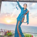 Nushrratt Bharuccha Instagram – Forever chasing Sunsets 🌅

Outfit: @nikitamhaisalkar 
Jewellery: @echoaccessories_ 
Styled by : @samidha.wangnoo 
Style team : @gaurii77 @mayzaideh_khalid 

Glam team : @yaronmess