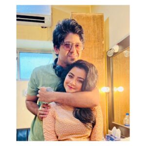 Oindrila Saha Instagram - Ricky the rockstar?🤟🏻
Nki 
Sidi boy?🤔
Ata to amr dadabhai hoy🥰👨‍👧
.
.
.
.
📸 @diya_dm_mukherjee