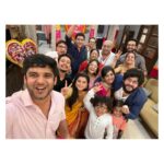 Oindrila Saha Instagram - @zeebanglaofficial akta poribar diyeche….bhalo thakuk monohorar protyek ta manush….camerar aparer abong oparer sobai….❤️ Mithai theke pawa sob somporko gulo beche thak ajibon….seshbarer moto SREENIPA MODAK BANERJEE 🙏🏻