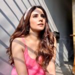 Onima Kashyap Instagram - Be yourself, there’s no one better 💖💖 Mua @fab_beauty___ Hair @hairandmakeupbymadhavi_rolekar #sunkissed #love #grattitude #instalike #instamood #girls #love #girl #fashion #beautiful #instagood #follow #beauty #like #cute #instagram #style #model #photooftheday #photography #boys #happy #makeup #me #women #art #picoftheday #followme #likeforlikes