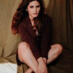 Onima Kashyap Instagram - Be a soul full of sunshine ☀️ 🌹 Pc @iamtauseefs #sunshine #photoshoot #raw #rugged #photooftheday #instamood