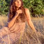 Onima Kashyap Instagram – Nature is not a place to visit.. it is home! 
Mua @njprofessionalmakeup 
Dop @ashishsinghtriumph 
Stylist @srishtijuneja1 
#instagood #insta #londonlife #shootdiaries #naturelovers #naturephotography London, United Kingdom
