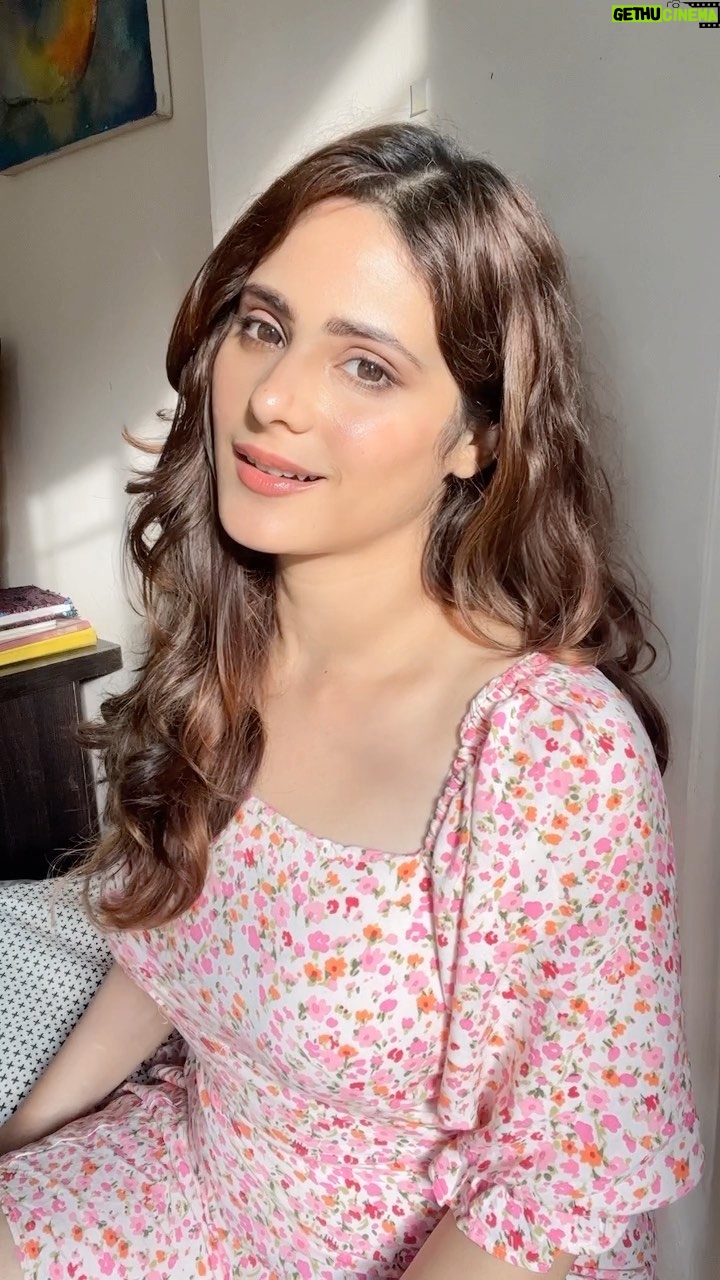 Onima Kashyap Instagram - Filmikudi #reels #reelsinstagram #reelsinsta #reelsofinstagram #ohmygoddidyoucallmebaby #reel #viralreels #photography #love #instagramreels #reelsviral #instagram #influencer #explore #trendinginstagood #trend #reelsvideo #video #viral #instareels #instagramvideo #instavideo #reelsinstagram ##memes