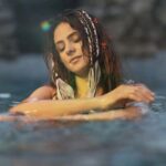 Onima Kashyap Instagram – Life is cool by the pool 😎 
Shot by @crevixa 
Edit @onimakashyap 
#reels #instadaily #reelsinsta #reelsofinstagram #alizafar #reel #viralreels #photography #love #instagramreels #reelsviral #instagram #influencer #explore #trendinginstagood #trend #reelsvideo #video #viral #instareels #instagramvideo #instavideo #reelsinstagram ##memes