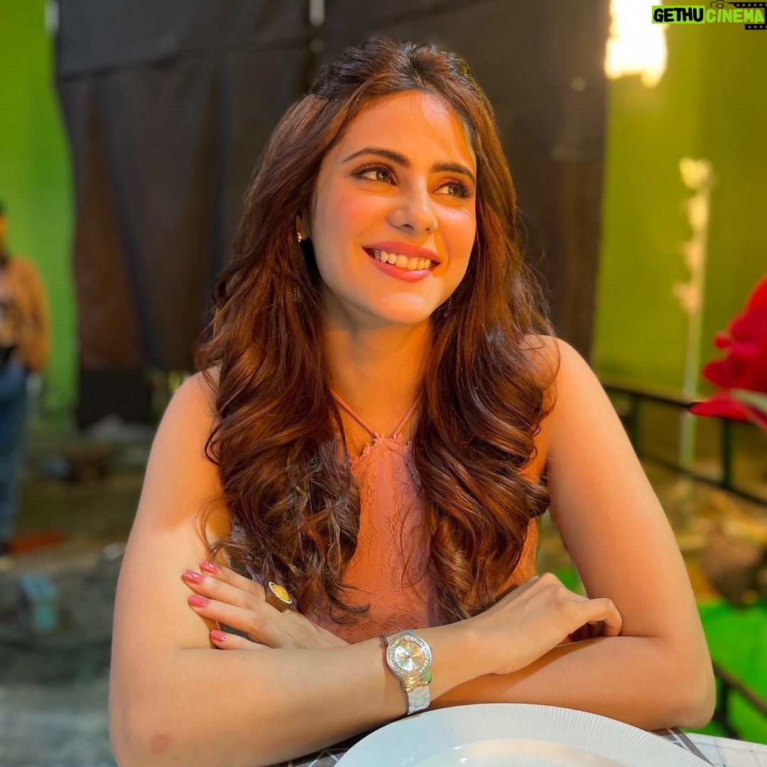 Onima Kashyap Instagram - Something nice coming up soon @ibepositive24 Mua @rachelstylesmith #instagram #instagood #love #like #follow #photography #photooftheday #instadaily #likeforlikes #picoftheday #fashion #instalike #beautiful #bollywood #followforfollowback #likes #art #photo #me #followme #smile #happy #insta #nature #style #life #myself #india #likeforfollow