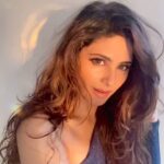Onima Kashyap Instagram - Hor das kinniya tareefaan chai diyan tennu.. 🤭 #praise #song #musicvideo #instareelsindia❤️ #sonymusic #sonymusicindia @sonymusicindia @rishallyours @yawarmuzic @moitmusik @aamirkunwar @crevixa @artisttaan