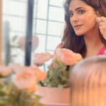 Onima Kashyap Instagram - Unlock the Secrets of Beauty with Atulya: Experience the Transformative Power of Gua Sha, Hyaluronic Acid, and Lip Balm for Your Skin and Lips! ✨ Why use Gua Sha? -Relaxes facial muscles -Boosts blood circulation -Reduce puffiness - Helps contour face Why use Hyaluronic Acid? -Hydrates & nourishes skin -Reduce fine lines & wrinkles -Makes skin youthful & plump Why use Rose lip balm? -Hydrate lips -Retains moisture for long time -Make lips soft & supple You can get these products from any trusted e-commerce platform like Amazon or Flipkart, or you can check their official website at myatulya.com #GuaShaGlow #SkincareRituals #NaturalBeauty #FacialMassage #BeautyTools #GuaShaBenefits #HealthySkin #HyaluronicAcid #LipCare #LusciousLips #MoistureLock #SkincareEssentials #SelfCareJourney #BeautySecrets #RadiantSkin #PoutyLips #SkincareGoals