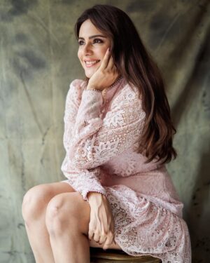 Onima Kashyap Instagram - Doing what you love is freedom..loving what you do is happiness 💕
#live #happiness #photography #photographylovers #photooftheday