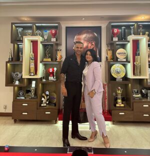 Pakhi Hegde Instagram - Happy birthday Rockstar ☺️🎂 god bless you 
#shikhardhawan #birthdayboy
#gabbar 

#throwback