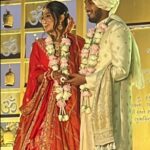 Pakhi Hegde Instagram – Ek Dahyani Dodhdayhi Ki Shaadi Mubarak Ho Looking Like A Wow @ekdahyanidodhdahyi 

#ekdahyanidodhdahyi 
#godblessyou @bhavnagari happy father😍🙌