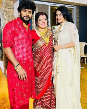 Pakhi Hegde Instagram - Heartiest congratulations to this couple🥰 
u guys are doing awesome n u have awesome couple goals❤️ love u so so much guys! Keep rocking 🙌🥰 lots of love n blessings darlings 🙌😇