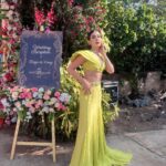 Palak Purswani Instagram - it’s the dress for me 💛 Cheers to the most joyful of couples! Hugs & kisses you two love birds ✨🫶🏼 @tanujvirwani @tanyajacob1 Outfit @kalkifashion Stylist @anamikajain__ Jewellery @mozaati