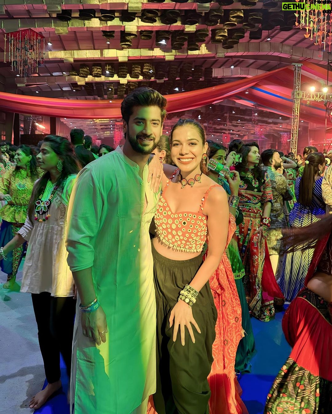 Palak Purswani Instagram - calling it a garba night ✨ Outfit @vastrashaili Jewellery @sutrakala_by_prarthana • • • • • #navratri #navratrioutfit #festivefeels #garbanight #dakla #navratrispecial