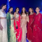 Palak Purswani Instagram - That was one wild wedding! Now accepting applications for more single friends 😋 Styled by : @cosmo_bydivya Outfit : @orupret Jewellery: @mozaati