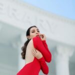 Palak Purswani Instagram - Meet me under the mistletoe ? Shot by: @karanhenry Styled by: @cosmo_bydivya Outfit: @themeshstore.co Jewellery: @jam__collections Makeup: @makeupbydeepti Hair: @aartijethava_hairstylish Location: @setsinthecity.in • • • #redress #palakpurswani #shoot #aesthetic