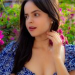 Palak Sindhwani Instagram - Pure and raw..🌸 Clicked by - @vikasgorule Wearing - @urbanic_in
