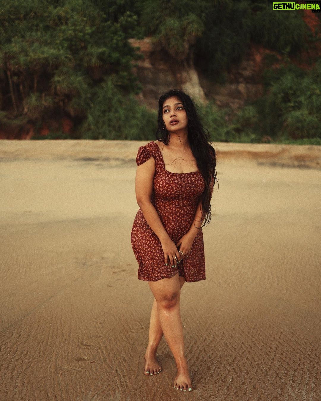 Parvathy Saran - 52.7K Likes - let the sea set you free 🧜♀️
.
shot by @vimal_rebel