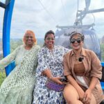 Parvathy Saran Instagram - Some memories never leave 💙 . Thank You @zuuzuuholidays for organising a fab trip to Varkala with my Family ✨ Amma is Happpy Max & she felt Sooper Comfortable throughout the Journey. Cheers to more trips together #ZuuZuuHolidays 🥂 Resort : @elixircliff Varkala Beach Kerala