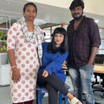 Parvathy Saran Instagram - Rate this look 1 - 10 😅 When we tried to recreate Hinata 💙 from #naruto anime series for #VeraMaariOffice @ahatamil Thank You @chidambarammanivannan for this sequence, cheers to Kavitha Akkka & Arun Anna for creating this look. Chennai, India