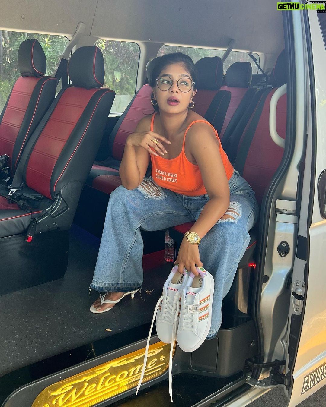 Parvathy Saran Instagram - To those who asked about Shopping in 🇸🇬 Singapore is the most expensive city in the world for luxury living. I spent 30 % of my July saving in shopping but wisely invested on some of the best products & brands 🧿 You get all the exclusive designs in luxury bag, watches and also Cars. You get the most premium model cars displayed here… 📍visit orchard road for more luxury brand and you can also find exclusive @louisvuitton store there After all, quality matters over quantity right !? Tag that shopaholic in your gang.. #VibeWithPaaru #VJParvathy #VJPaaru #shopping #singapore #singaporelife #blogger #vlogger #solotravel