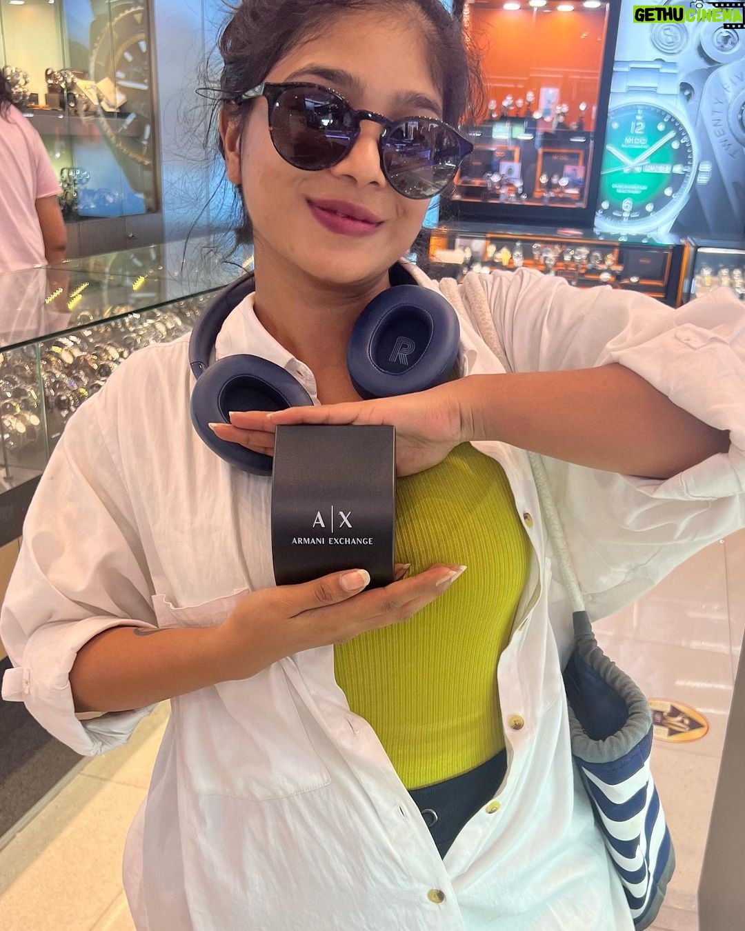Parvathy Saran Instagram - To those who asked about Shopping in 🇸🇬 Singapore is the most expensive city in the world for luxury living. I spent 30 % of my July saving in shopping but wisely invested on some of the best products & brands 🧿 You get all the exclusive designs in luxury bag, watches and also Cars. You get the most premium model cars displayed here… 📍visit orchard road for more luxury brand and you can also find exclusive @louisvuitton store there After all, quality matters over quantity right !? Tag that shopaholic in your gang.. #VibeWithPaaru #VJParvathy #VJPaaru #shopping #singapore #singaporelife #blogger #vlogger #solotravel