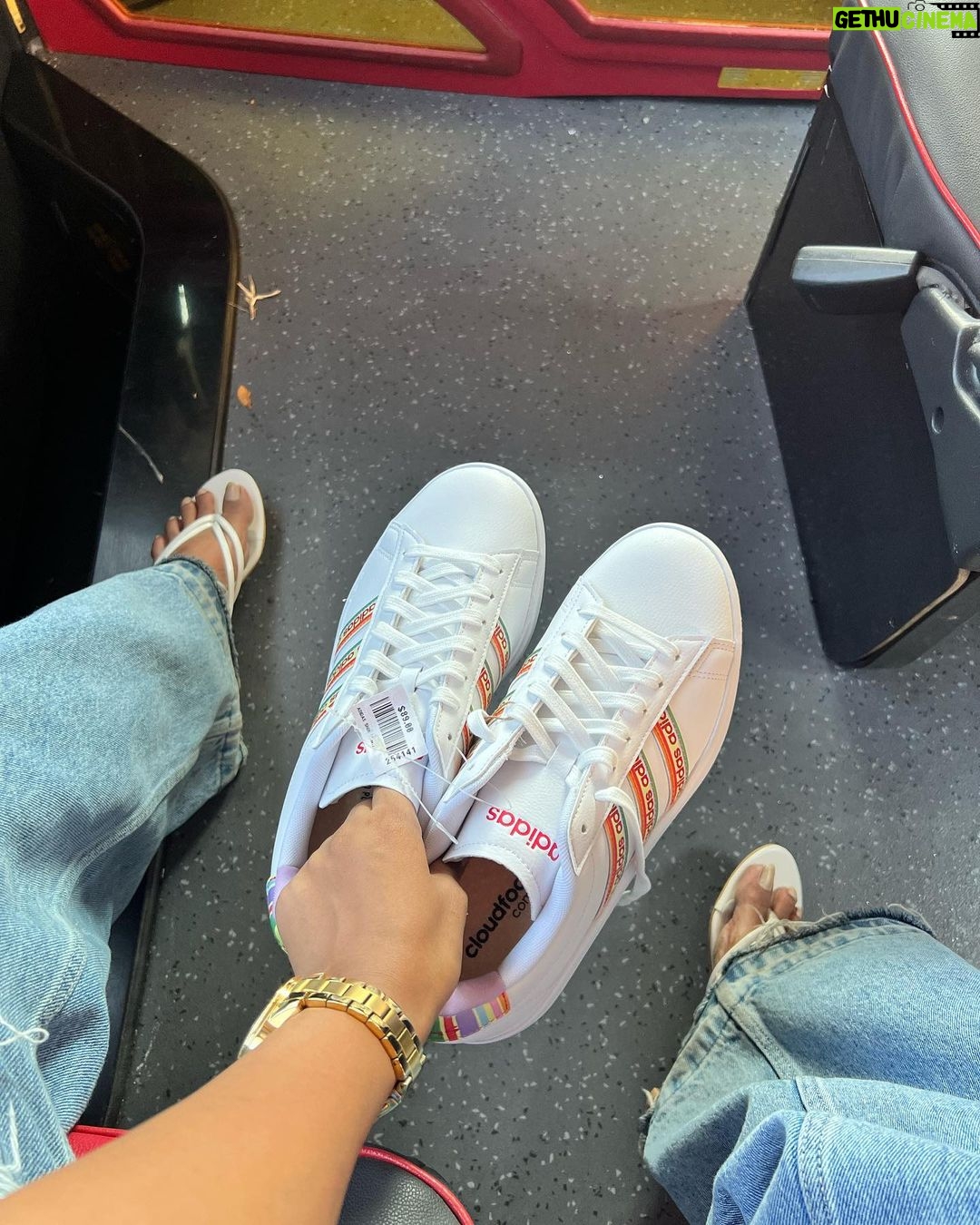 Parvathy Saran Instagram - To those who asked about Shopping in 🇸🇬 Singapore is the most expensive city in the world for luxury living. I spent 30 % of my July saving in shopping but wisely invested on some of the best products & brands 🧿 You get all the exclusive designs in luxury bag, watches and also Cars. You get the most premium model cars displayed here… 📍visit orchard road for more luxury brand and you can also find exclusive @louisvuitton store there After all, quality matters over quantity right !? Tag that shopaholic in your gang.. #VibeWithPaaru #VJParvathy #VJPaaru #shopping #singapore #singaporelife #blogger #vlogger #solotravel