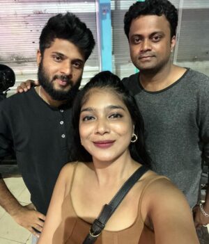 Parvathy Saran Instagram - people,beaches & sun tan ☀️🌊🏝️🇮🇩
Trip organiser @gtholidays.in