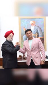 Payal Rohatgi Instagram - Thank you @hardeepspuri Sir it is my honour to play a small role in this massive initiative started by our Hon. PM @narendramodi Ji. Thank you for initiating me as a Viksit Bharat Ambassador. I will fulfil this responsibility with utmost sincerity 🙏🏻 #vikshitbharatbrandambassador #hamaraappnamoapp #hardeeppuri #sangramsingh #wrestling #country #wpwh Parliament of India