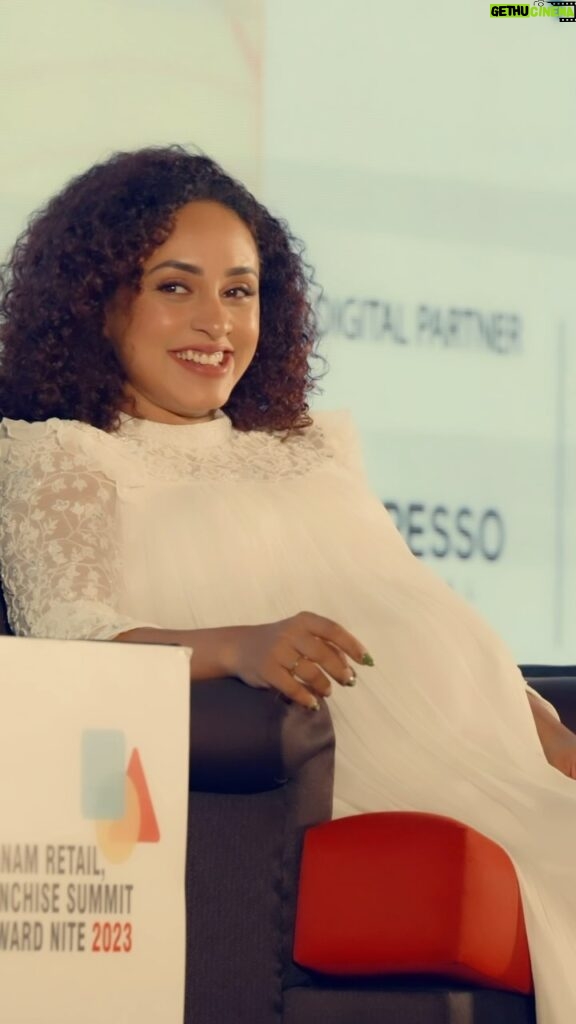 Pearle Maaney Instagram - “When You Love what you do, You Will always find the energy to Keep doing it.” 🥰🩵 feeling Like a Wow #dhanambfsisummit2023 @dhanam_online . Wearing @arsignatureofficial