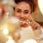 Pearle Maaney Instagram - Say Merryyy! 😋❤️ . 🦌 ☃️ Click @jiksonphotography @lightsoncreations Styled by @ashna_aash_