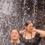 Pooja Bhatt Instagram – Back to my reality! ✨