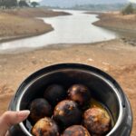Pooja Bhatt Instagram - Litti by the lake! 😋 #littichokha #लिट्टी #लिट्टी_चोखा
