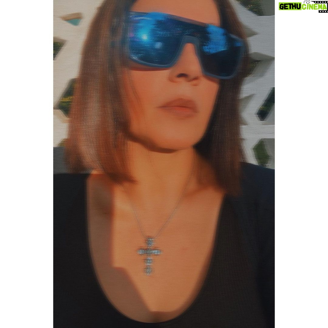 Pooja Bhatt Instagram - La da dee la dee da.. πΆπ