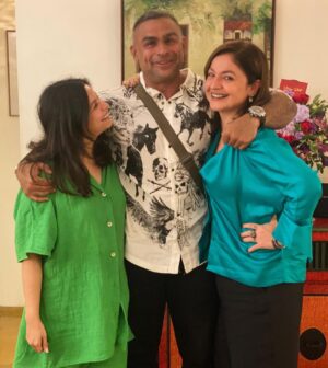 Pooja Bhatt Instagram - Kin.. ♥️
