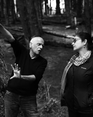 Pooja Bhatt Instagram - To the man who gave me roots,wings,the courage to stand on my own feet,walk alone & unabashedly be myself.. 
“A real guru,if there is one,frees you from himself.” That was the understanding that UG Krishnamurti instilled in him and what he reinstates to me & countless others day after day.. Happy 75’TH Pops! Gratitude to you & my mother for bringing me into this world. And for re-birthing me through the gift of sobriety by simply saying to me “If you love me,then love yourself.” 🙏♥️