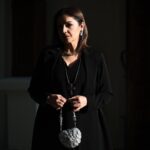 Pooja Bhatt Instagram - If you ask me what I came to do in this world, I, an artist, will answer you: I am here to live out loud. Émile Zola #iamsanaa #sanaathefilm #filmsfromtheheart #goa #goadiaries2023 #iffi2023 #iffigoa2023 #iffi54 #grandhyattgoa #poojabhatt #poojabhattphotos @priyankabhatt @amrapalijewels @marvieannbeck 📸 @kalaakaasta