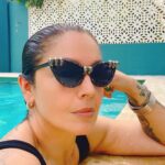 Pooja Bhatt Instagram - Hi! 😎🖤