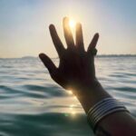 Pooja Bhatt Instagram - I have heard the mermaids singing,each to each.. #tseliot #thelovesongofjalfredprufrock #luckyfish #dubaidiaries🇦🇪