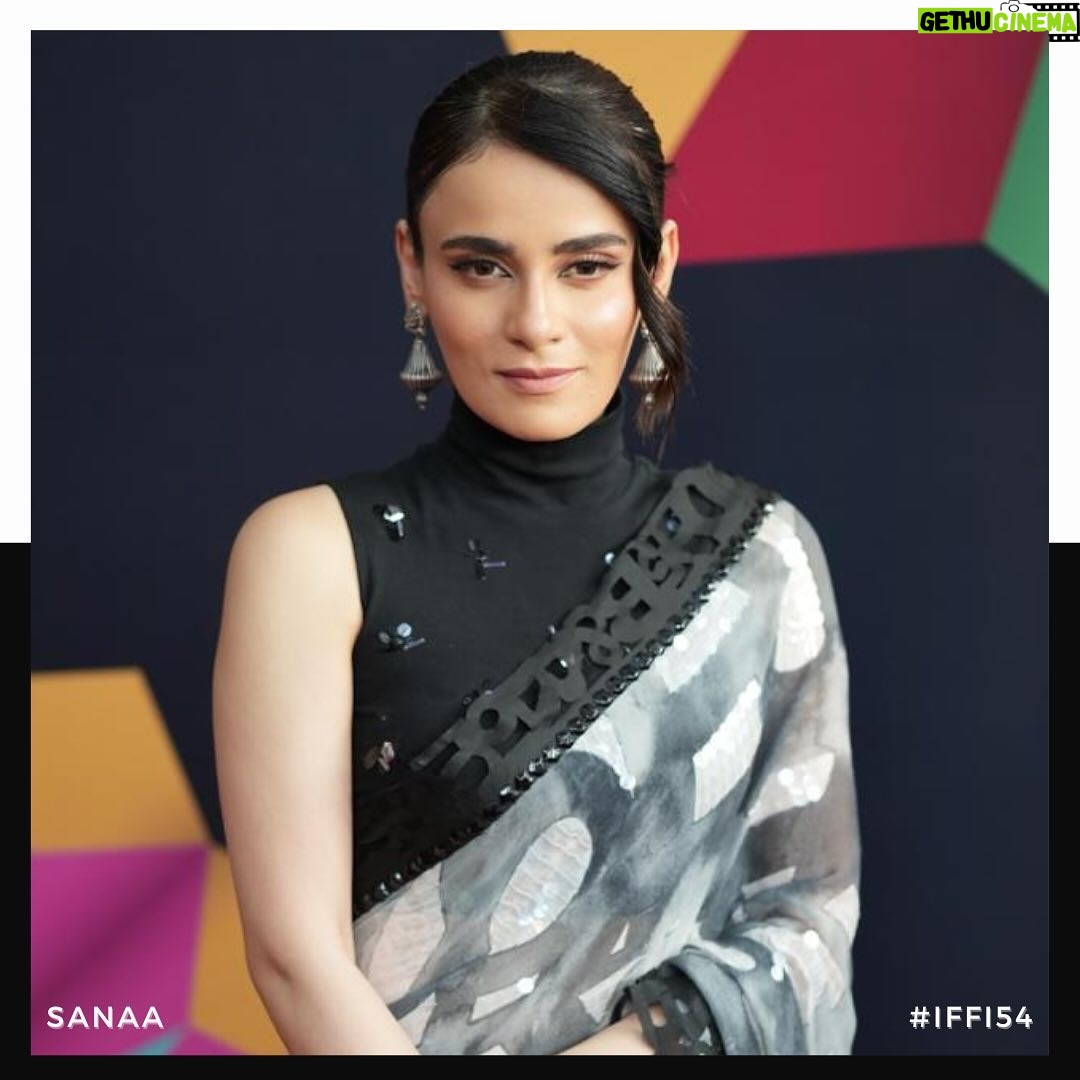 Pooja Bhatt Instagram - A moment of pride for the team last evening as we presented #SANAA for the first time in India at the 54th International Film Festival of India @iffigoa ! The response of the audience to our film was nothing short of spectacular and only left us humbled. Vinit, you were immensely missed and in our thoughts. 🩵 . #IFFI54 #IFFI Photographs Courtesy: @iffigoa . @radhikamadan @shikhatalsania @shah_sohum @poojab1972 @nikhil.khurana18 @iamsuds @vinitmasram @vishalmishraofficial deeptigupta @aanchaltalreja @mspunvanity @sumedha.mittal @sameer.siddiqui.100 @neeraj.singh.7355 @nileshjatwa @cosmicimmigrant @umagaiti @ayeshasethstudio @hrishidoeshair @paramitagh @suvrangshu @shefalii_s @kimberlyychu @findingshanti @ra.hul3463 @abhi15p @ardehlalrighty @dhruvpatel06 @mayyyher @tanyaaaa_97 @simranjt597 @muskan_mahajan_ @rachit025ftii @vshalabh @poorva_jain @sebinthomas48 @vaibhav_vishant @tanushrijain @priyanka_devs @harkat.studios @kyumaar @rajatktaneja @vanjareashish @singh_rahul_38 @uttammondalju @siyamahajan_ @thukralsrishti @richakal @bishakhaaa.__ @thekokemonster @samarthshandilya @sanjeeta11 @vyaso @atishanaik @vvansh97 @cosmopopliton @sariasaroj @24eightyone @treeshulmediasolutions @nubestudio.in @nube_cirrus @dikshathakral_ @navinshetty Panaji (Panjim, Goa) India