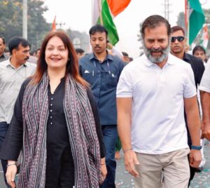 Pooja Bhatt Instagram - One year ago on this date,I joined the #bharatjodoyatra in Telangana walking besides @rahulgandhi for 10 kms. A short distance physically but long enough to give me a better understanding of the man himself & most importantly the feeling that resonated on the ground,out on the streets, in the hearts of people. I was the first from Bollywood to join and did so to reinstate my faith in the diversity of our great nation. The India that refuses to be reduced to one language,one colour,one ‘sur’. All of us are better than one of us and I will join hands and walk with anyone and everyone who dares to propagate love in times of hate and talks about unification in the real sense of the word. Beyond that I have no interest in politics nor the power game. We are artists and that means shunning power. What it also means is standing up for what one believes in,especially when it is not convenient nor popular and ‘walking one’s talk’. Grateful to have been part of this milestone in History. For the experience,the understanding,the generosity,the humility 🙏 
Long live Bharat! Long live India. We are blessed to be born to this rich,diverse land. 🙏🇮🇳
#loveconquersall #daretolove #intimesofhate #bharatjodoyatra