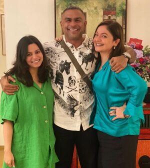 Pooja Bhatt Instagram - Kin.. ♥️