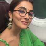 Pooja Hegde Instagram - 🫰🏼☺️👋🏻🥰 ✈️ 🤓📖🏠🛌 #storiesofPooch Bangalore, India