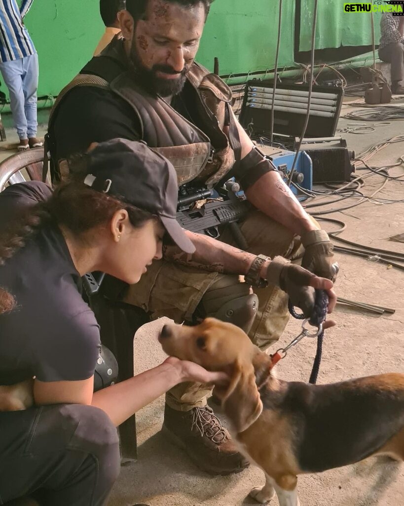 Pooja Ramachandran Instagram - With the cute and adorable ‘Hector’ one of our lead actors. Watch THE VILLAGE streaming now only on @primevideoin #thevillageonprime #thevillageonprimevideo #webseries #bingewatch