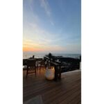 Pooja Salvi Instagram - Chasing sunsets and making memories as the sun goes down🌅🍷🌊 . . . . . #mayanbeachclub #sundown #vibe #girlgang #eveningwellspent #goa #myhappyplace #gratitude