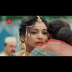 Pooja Sawant Instagram - Embarking on a new journey, the Marathi Vadhu delicately re-weaves her childhood memories on her special day. In a glowing wave of nostalgia, she adorns herself with the echoes of laughter and the fragrance of innocence. As she steps into the enchanting world of her Vaivahika Jivana, she chooses ‘Muhurat’ - the alluring bridal jewellery from Kalyan Jewellers and paints her wedding day with hues of love. ​​#KalyanJewellers #Muhurat #LagnachyaShubhechha